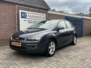 Ford Focus 1.6-16V Futura NIEUWE APK/NAP/TREKHAAK