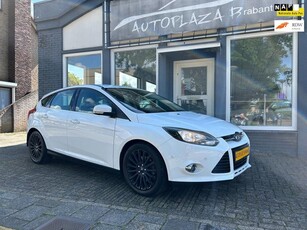 Ford Focus 1.6 EcoBoost Titanium / CLIMAT / CRUISE / LEDER