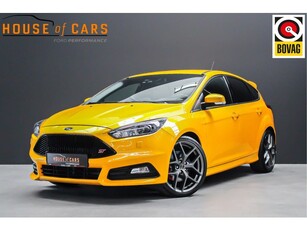 Ford Focus 2.0 250 pk ST-2 PERFORMANCE PACK