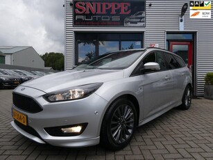 Ford Focus Wagon 1.5 TDCI ST-Line -CLIMA-CRUISE-APPLE