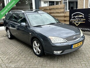 Ford Mondeo Wagon 1.8-16V Platinum export rammer