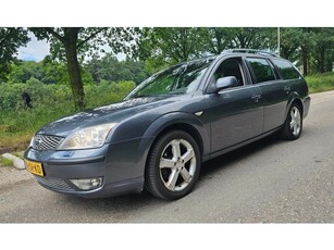 Ford Mondeo Wagon 1.8-16V Platinum Leder Navigatie Airco