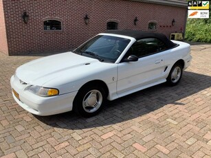 Ford USA Mustang 3.8 V6 Convertible