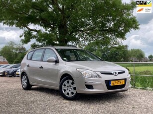 Hyundai I30 CW 1.6i Active Cool Airco + Goed onderhouden