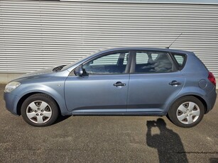 Kia cee'd 1.4 X-tra airco ONLY EXPORT clima (bj 2007)