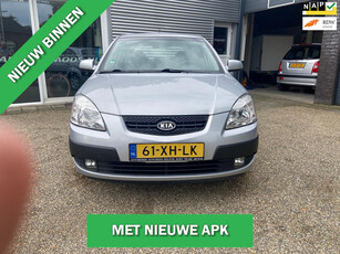 Kia Rio 1.4 X-tra AUTOMAAT 5 DEURS 1 EIGEN NAVI