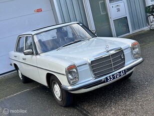 Mercedes 230.4