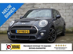 Mini Mini 2.0 Cooper S Serious Business / JCW / Leder / 18