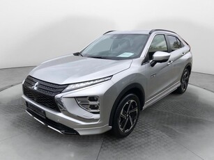 Mitsubishi Eclipse Cross 2.4 PHEV Select 4WD NAV ACC APPLE