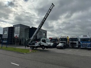 Nissan Cabstar 35.13 EURO 6 + LIFT 25 METER + REMOTE CONTROL