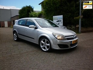 Opel Astra 1.6 Sport 5deurs met apk!