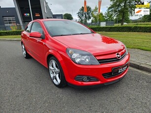 Opel Astra GTC 2.0 T Sport 200pk 131240km nap