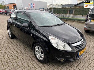 Opel Corsa 1.2-16V Enjoy AIRCO