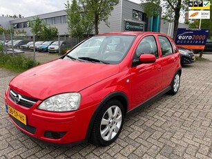 Opel Corsa 1.2-16V Silverline - AIRCO - 5 DRS - NIEUWE APK !