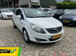 Opel Corsa 1.4-16V Color Edition,Airco,Cruise,2de eigenaar!