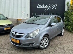 Opel Corsa 1.4 16V EDITION 5-DRS AIRCO TREKHAAK!!