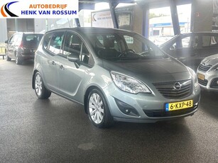 Opel Meriva 1.4 Turbo Cosmo Trekhaak Airco PDC voor en