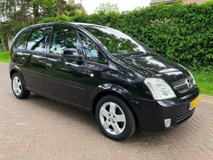 Opel Meriva 1.8-16V Cosmo MET AIRCO.NAVIGATIE ELEC. RAMEN