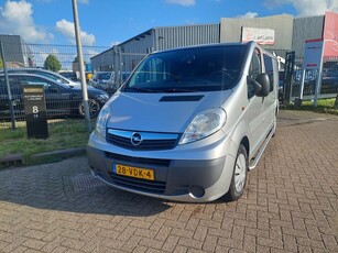 Opel Vivaro 2.5 CDTI L2H1 DC (bj 2007, automaat)