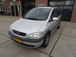 Opel Zafira 1.8-16V Comfort