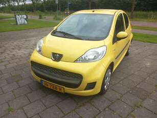 Peugeot 107 1.0-12V XR