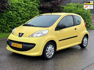 Peugeot 107 1.0-12V XR Navigatie*Bluetooth*APK