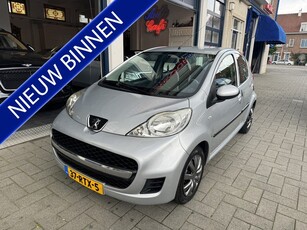 Peugeot 107 1.0-12V XS 5-DEURS/AIRCO (bj 2011)