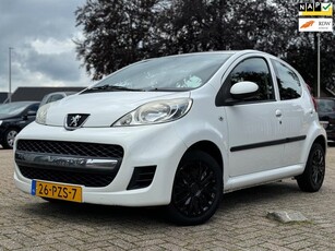 Peugeot 107 1.0-12V XS 5 DEURS AIRCO NAP APK