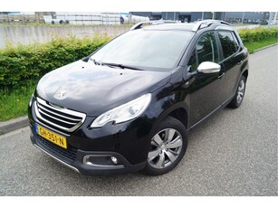 Peugeot 2008 1.2 PureTech Style Pano Navi Clima