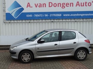 Peugeot 206 1.1 X-DESIGN,Distrb.Riem Verv,APK 27-6-25