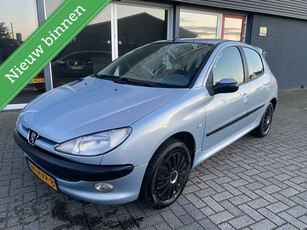 Peugeot 206 1.1 XR