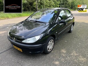 Peugeot 206 1.4 HDi X-line 2003 Inruilkoopje Radio CD