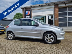 Peugeot 206 1.6-16V 