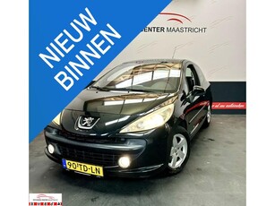 Peugeot 207 1.4-16V XS