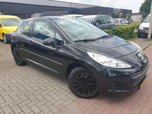 Peugeot 207-1.4 VTI-X-line