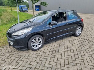 Peugeot 207 1.6 VTi