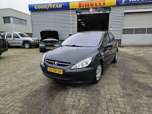 Peugeot 307 1.6-16V XT Goed rijdende en nette