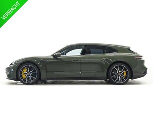 Porsche Taycan Sport Turismo Turbo S Sportdesign Carbon