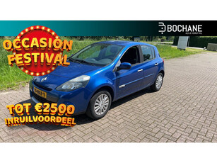 Renault Clio 1.2-16V 75 Collection | NL-auto! | 5-deurs | Airco | Cruise | Radio-CD | LM velgen 15