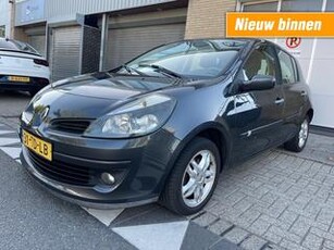 Renault CLIO 1.6-16V Privil??ge 5drs AIRCO NAP PRIMA AUTO