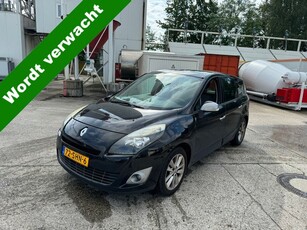 Renault Grand Scénic 1.4 TCe Parisienne 7p. Motor tikt