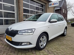 Skoda Fabia VERKOCHT ! 1.0 CLEVER 5 drs navigatie pdc cc l