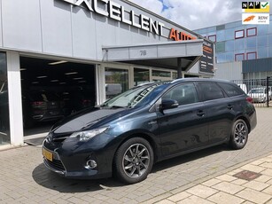 Toyota Auris Touring Sports 1.8 Hybrid Lease+-Panonorama