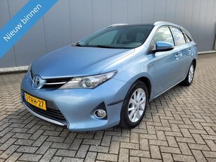 Toyota Auris Touring Sports panorama dak en navi