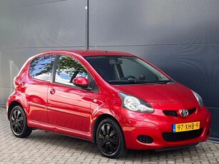 Toyota Aygo 1.0-12V Red Navigator NAVI AIRCO 5DRS