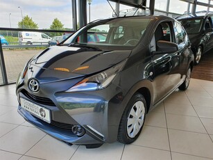 TOYOTA AYGO 1.0 VVT-i X-fun 5Drs