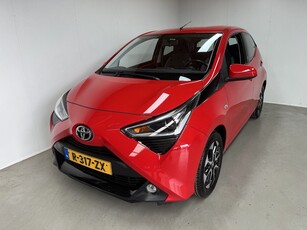 Toyota Aygo 1.0 VVT-i x-play Automaat Apple Carplay Camera