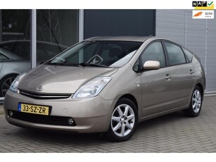 Toyota Prius 1.5 VVT-i Tech Edition Navi Camera