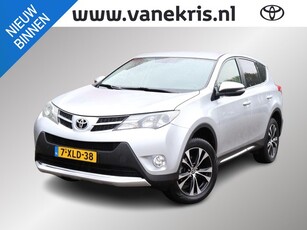 Toyota RAV4 2.0 Style 4WD, Trekhaak, Parkeersensoren