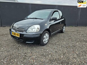 Toyota Yaris 1.0 VVT-i *FRISSE APK*SCHUIF/KANTELDAK